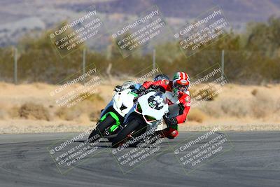 media/Jan-09-2022-SoCal Trackdays (Sun) [[2b1fec8404]]/Turn 6 (1035am)/